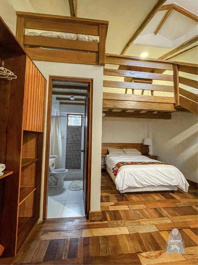Light Wood Hotel Calca Buitenkant foto